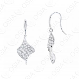 18 KARAT DIAMOND EARRING